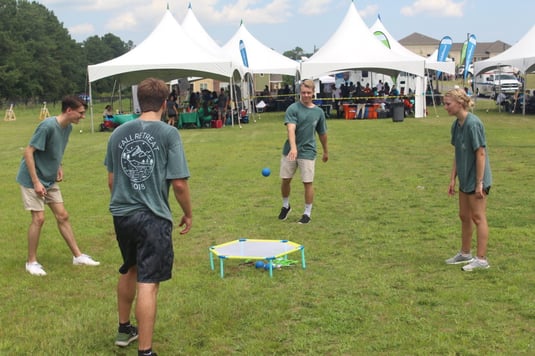 mercy-vols-playing-game-1024x683